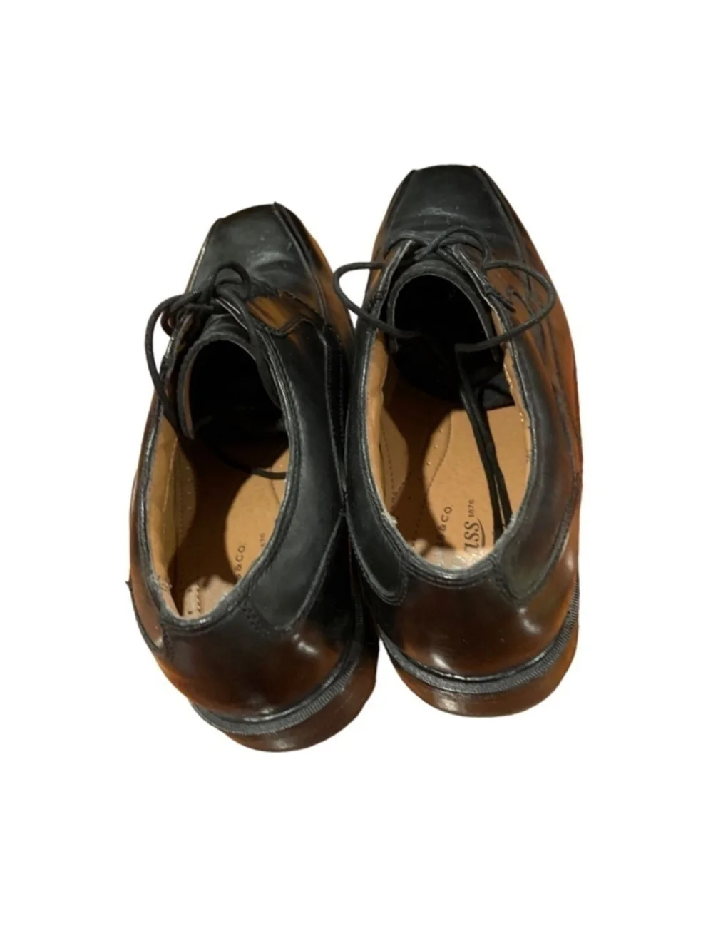 EUC G.H. Bass Mens black leather square toe shoes size 12wide